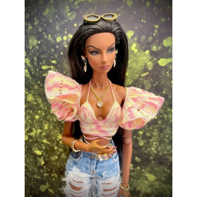 Crocheted top with puffy flounced sleeves for 1:6 fashion dolls